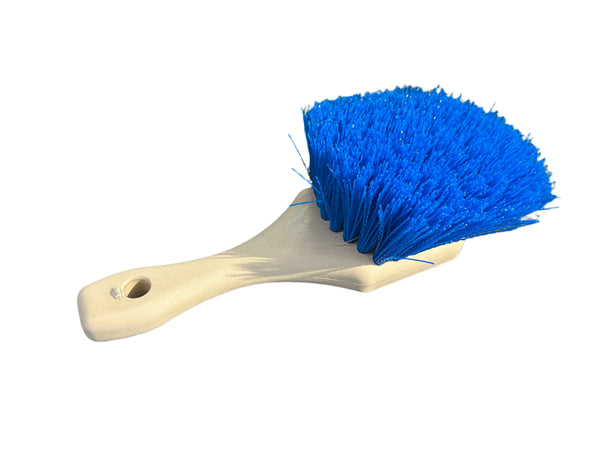 Short Handle Heavy Duty Wheel Fender and Wheel Well Scrub Brush